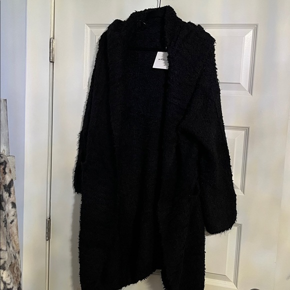 Miracle NWT Cozy Black Hooded Women Cardigan Sweater with Front Pockets - Picture 3 of 8
